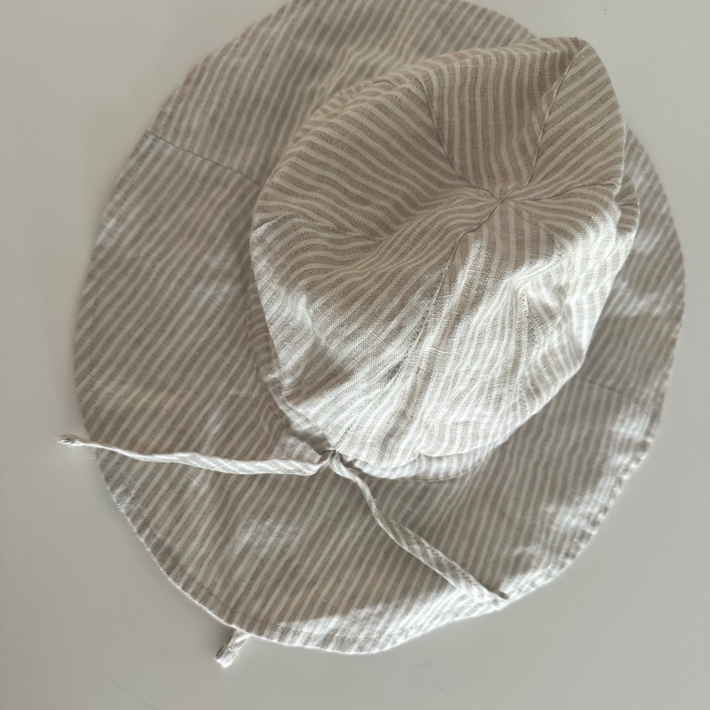 LINEN PIN STRIPE SUNHAT | 6-12M EUC